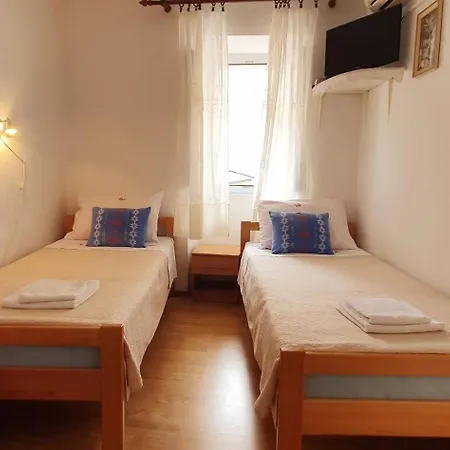 Apartments Juric - 2 A Lovely Room For 2 Hvar Town Exterior photo