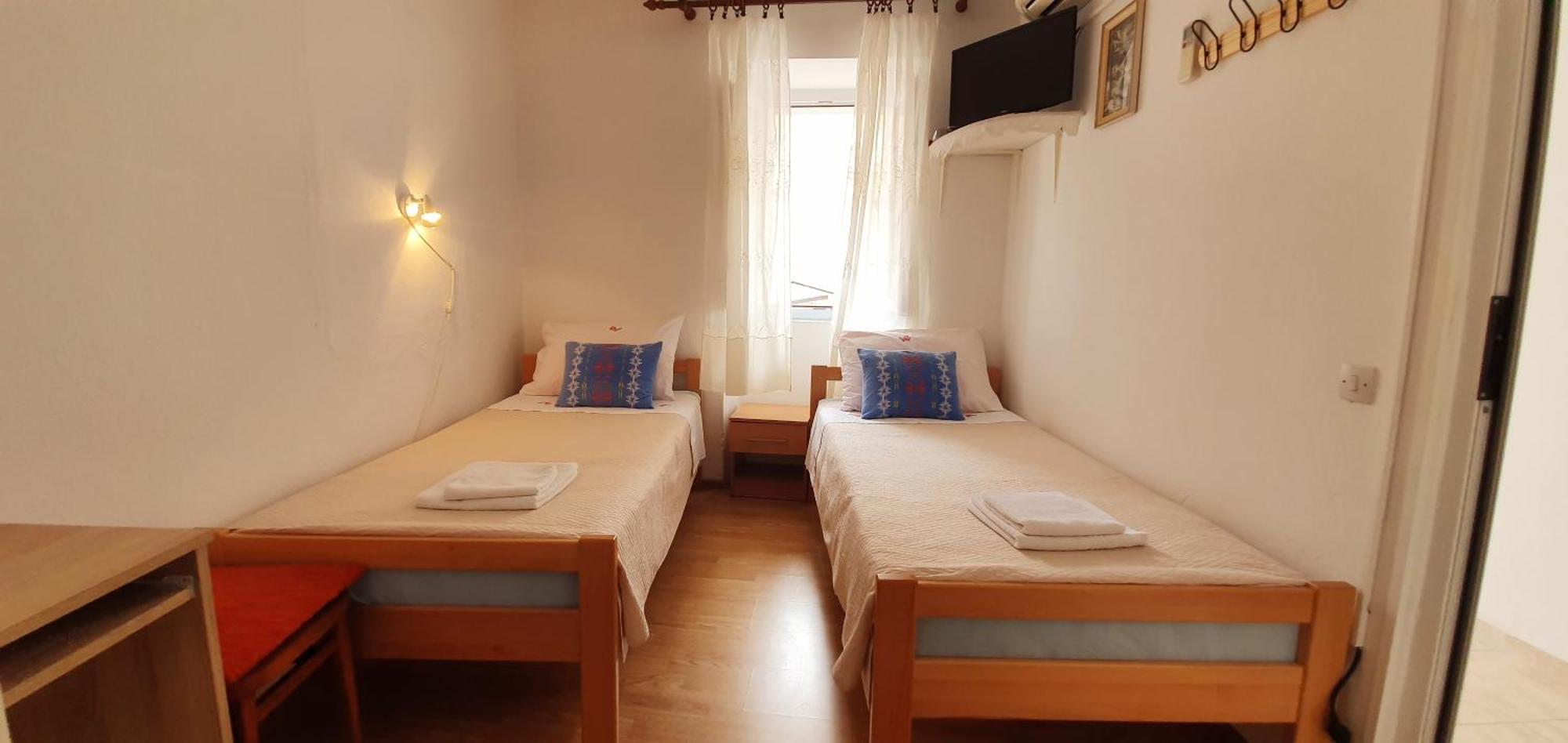 Apartment Juric - 2 A Lovely For 2 *