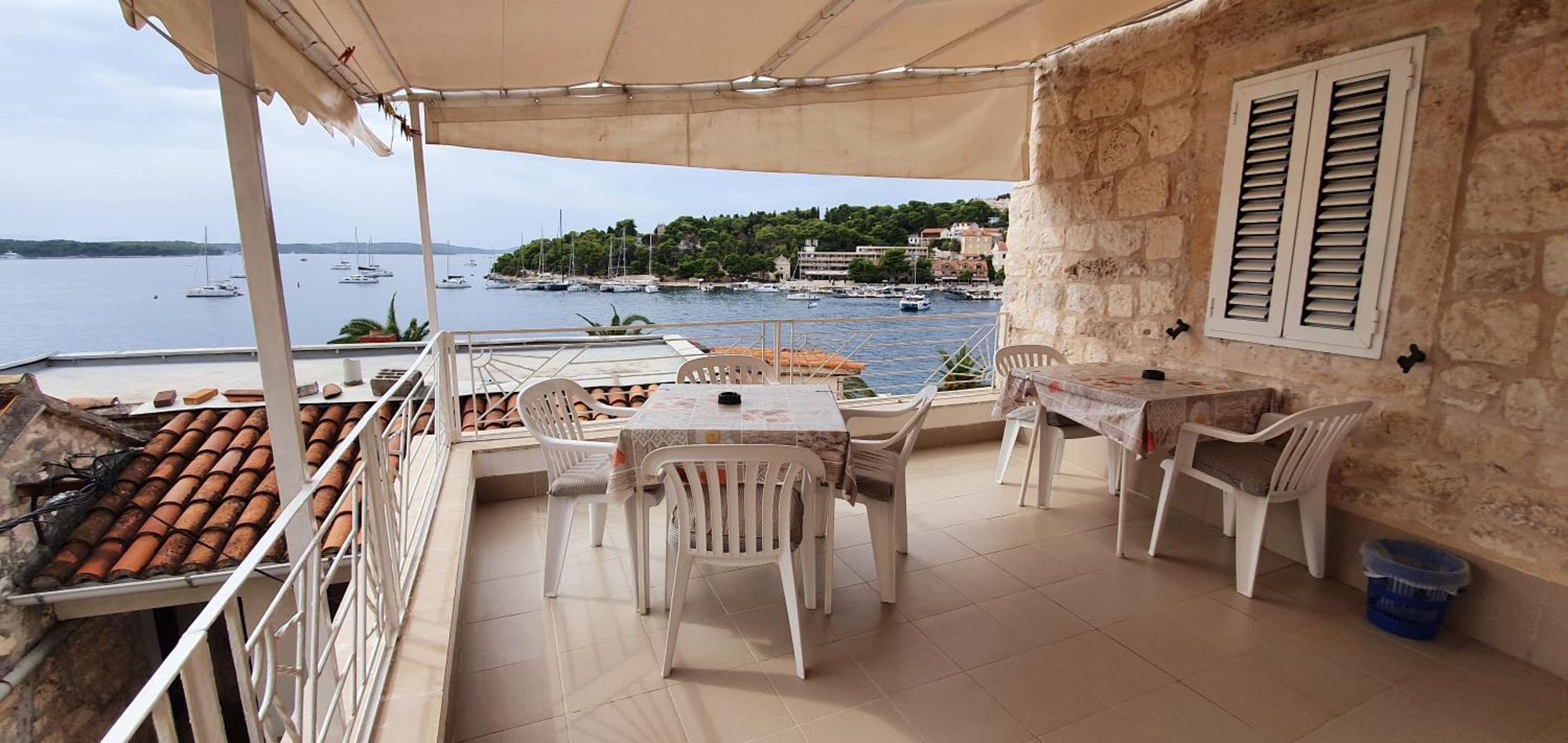 Juric - 2 A Lovely For 2 Apartment Hvar Town